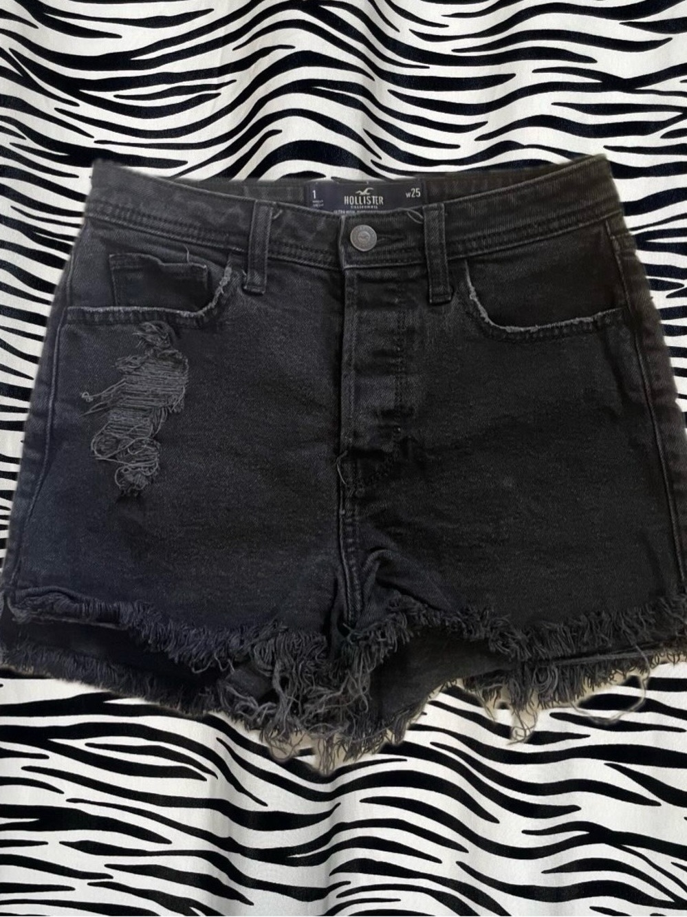 Black Hollister & No Boundaries Jean Shorts